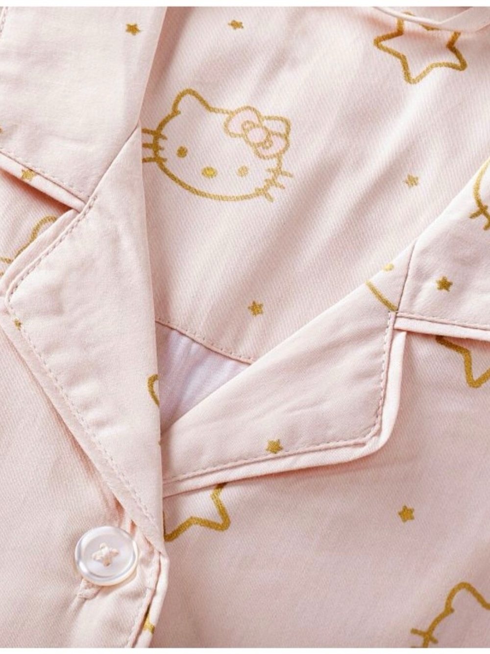 Hello Kitty Metallic Star Blush & Gold Pajama Set - Picture 2 of 7